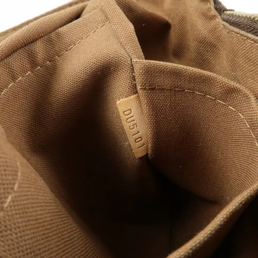 Louis Vuitton Monogram Beaubourg MM Messenger Bag Brown